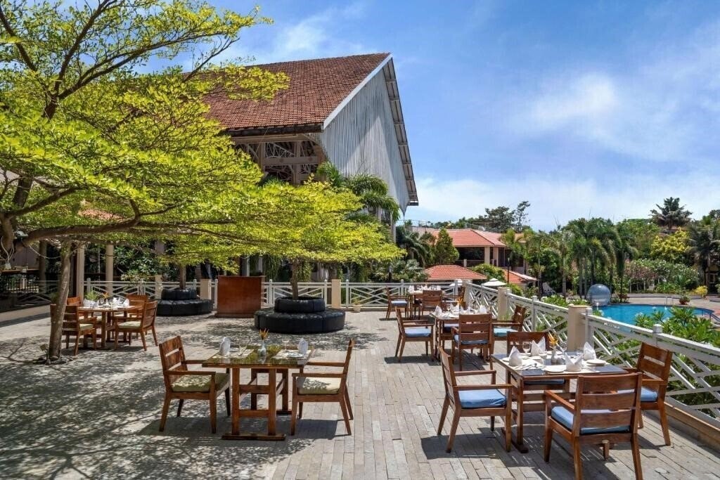 Панорама Radisson Blu Resort Goa Cavelossim Beach 5*