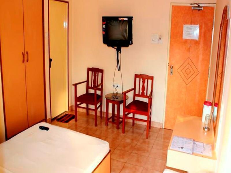 Территория Amigo Plaza 2*