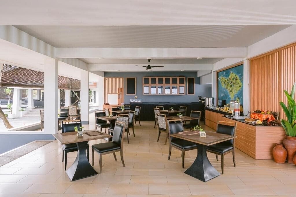 Апартаменты Legong Keraton Beach Hotel 3*