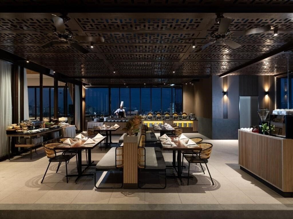 Фотографія Hotel Santika Pasirkaliki 3*