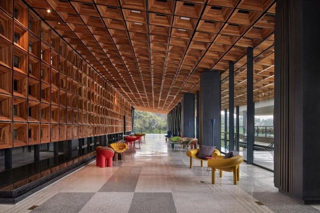 Панорама The Gaia Hotel Bandung 5*