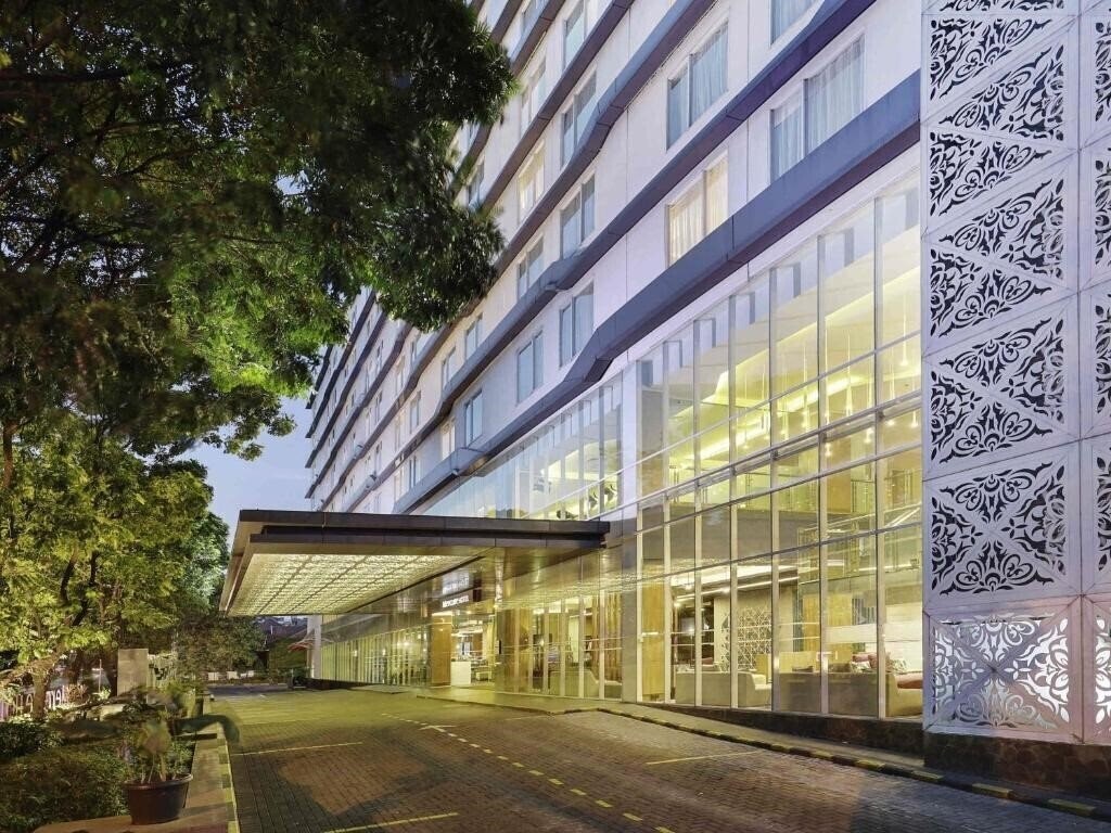 Територія Mercure Bandung Nexa Supratman 4*