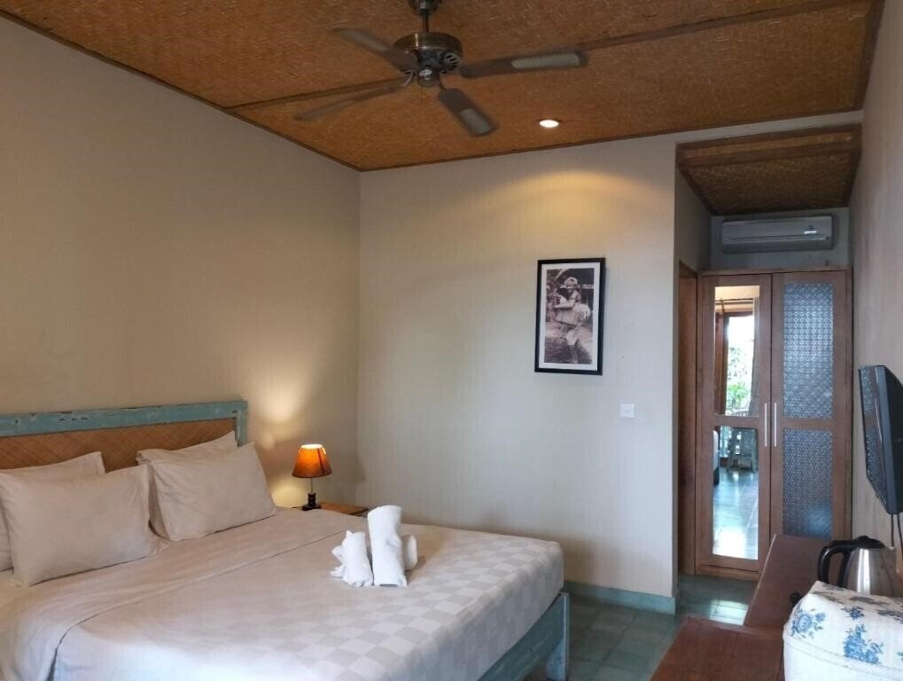 Вид Jukung Dua Guest House 4*