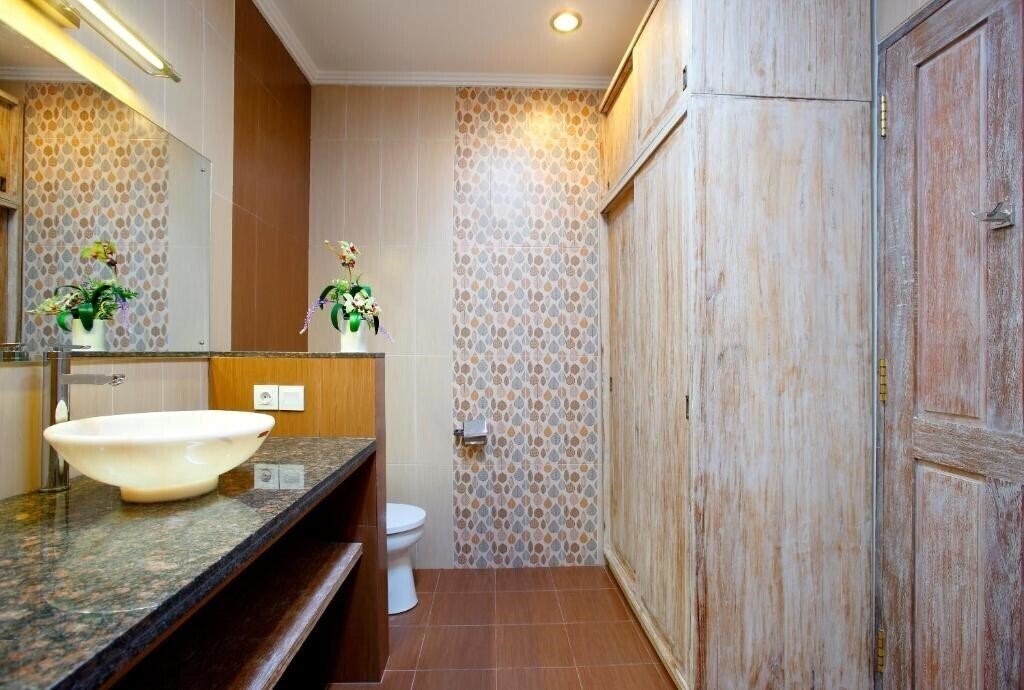 Фотографія Villa Adon 4*