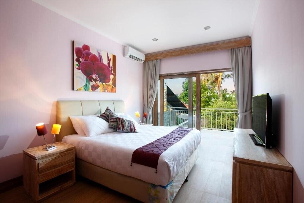 Територія Villa Adon 4*