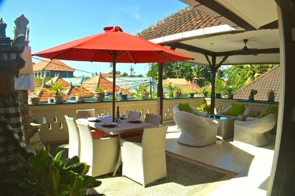 Вид Villa Taluh 4*