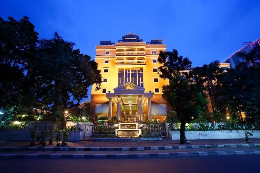 Вид Ambhara Hotel 4*