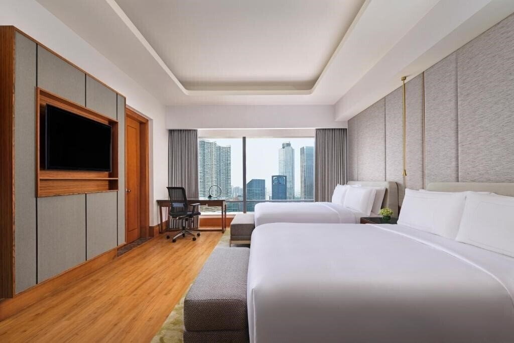 Панорама The Ritz-Carlton Jakarta, Mega Kuningan 5*