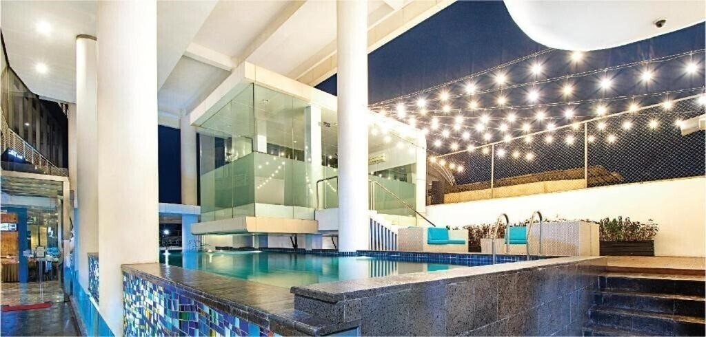 Фото Blue Sky Hotel Petamburan 3*