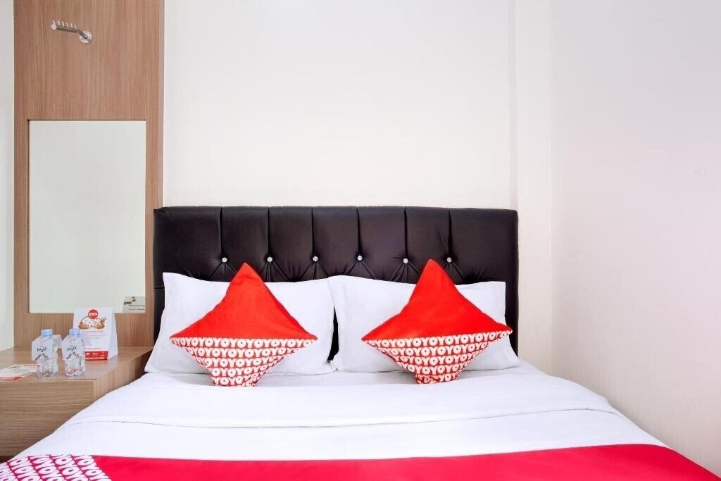 Вид Oyo 106 Sarkawi Residence 2*