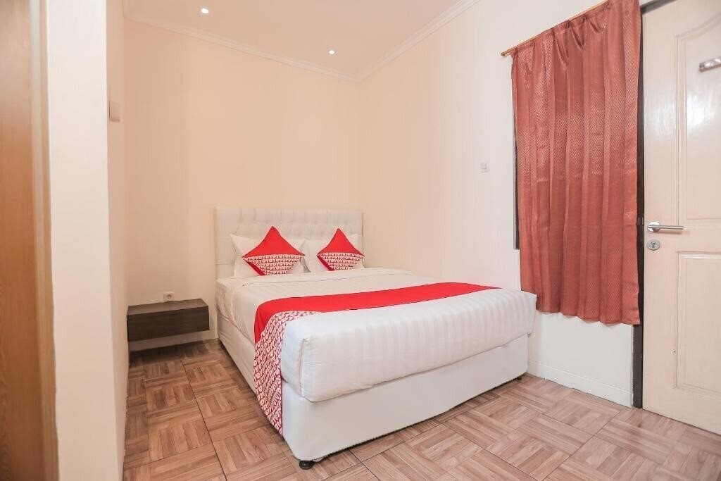 Панорама Oyo 141 Fatmawati Cozy Residence 2*