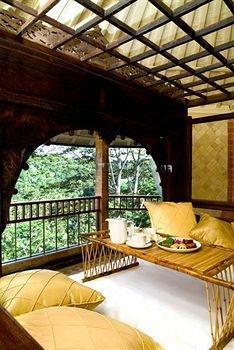 Вид Kupu Kupu Jimbaran Beach Hotel & SPA by L'Occitane 5*