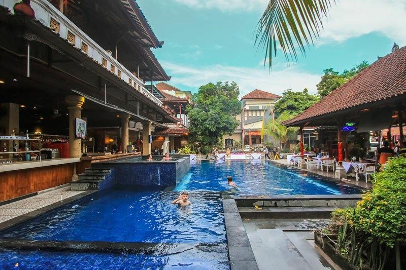 Готель Legian Village Hotel 3*