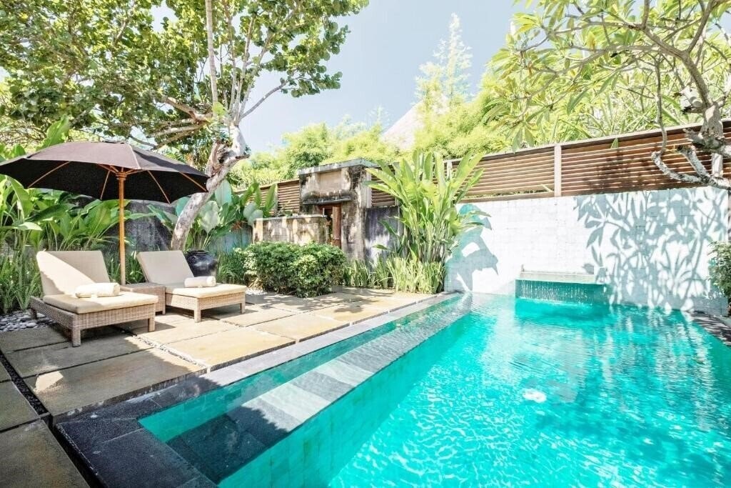 Фото Mayaloka Villas Seminyak 3*