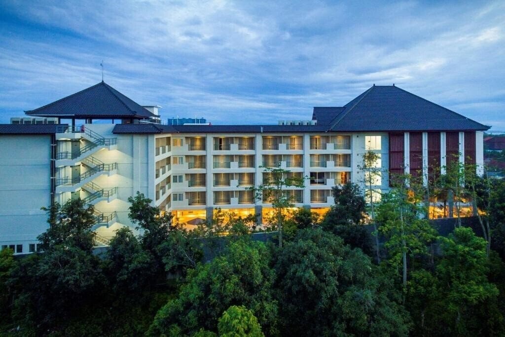 Панорама Best Western Kamala Jimbaran 4*