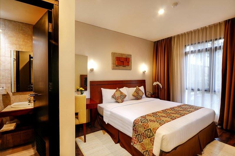 Територія Grand Kuta Hotel & Residence 4*