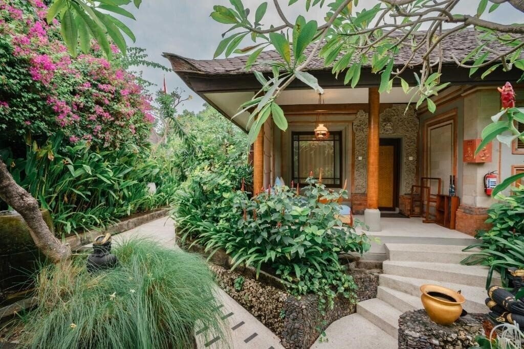 Вид Kuta Seaview Cottage 4*