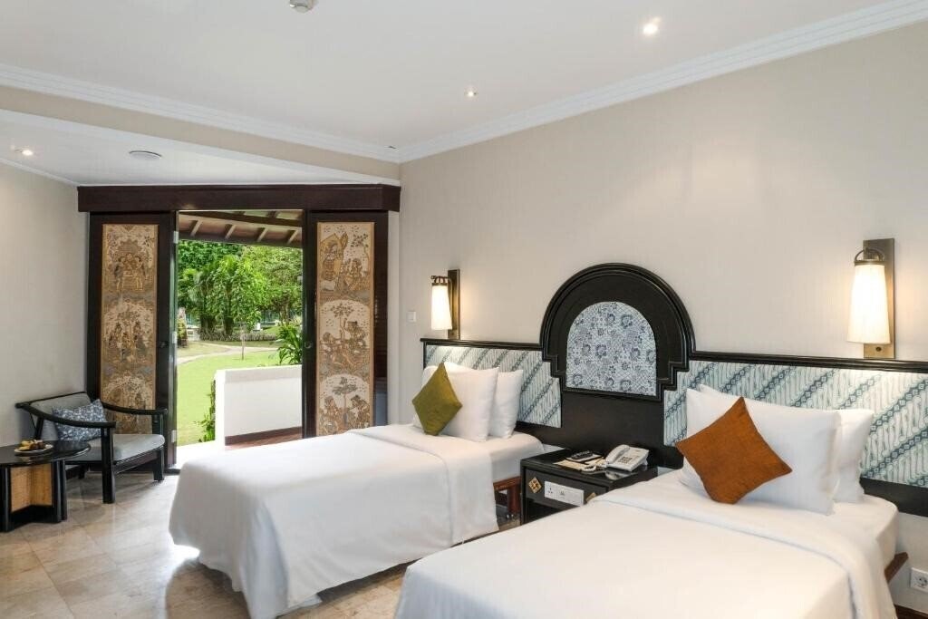 Панорама Discovery Kartika Plaza 5*