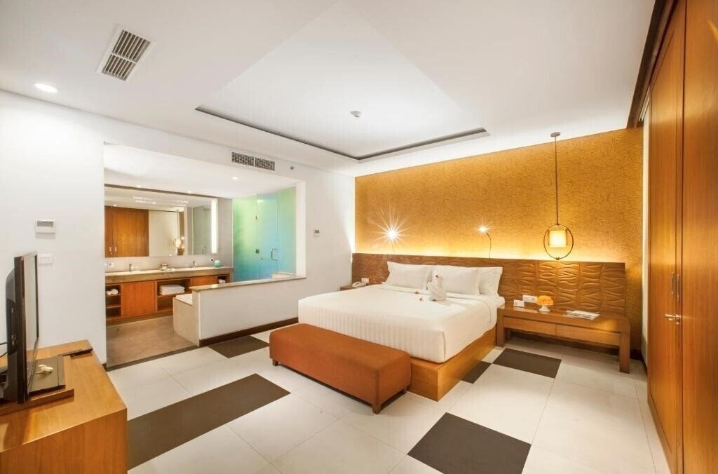 Панорама Sun Island Legian 4*