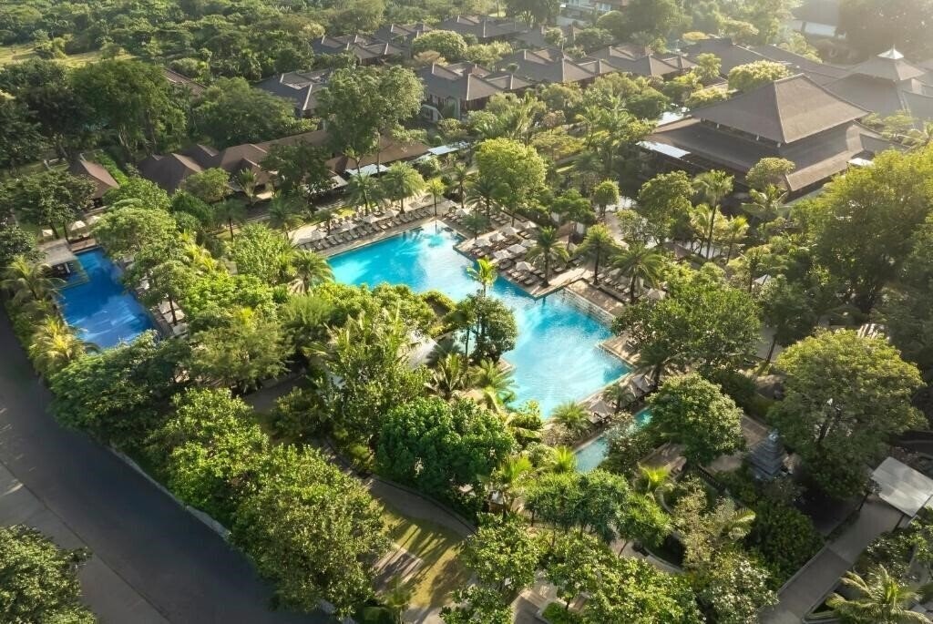 Вид Padma Resort Bali At Legian 5*