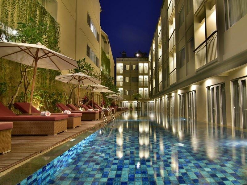 Готель The One Legian 4*
