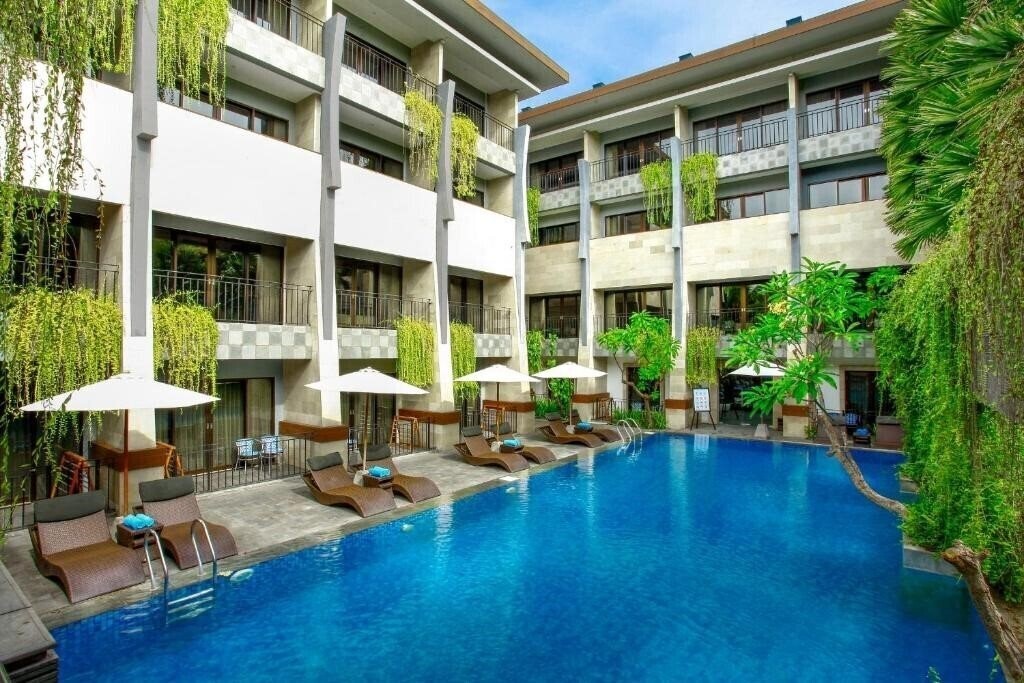 Готель Solia Legian Bali 4*