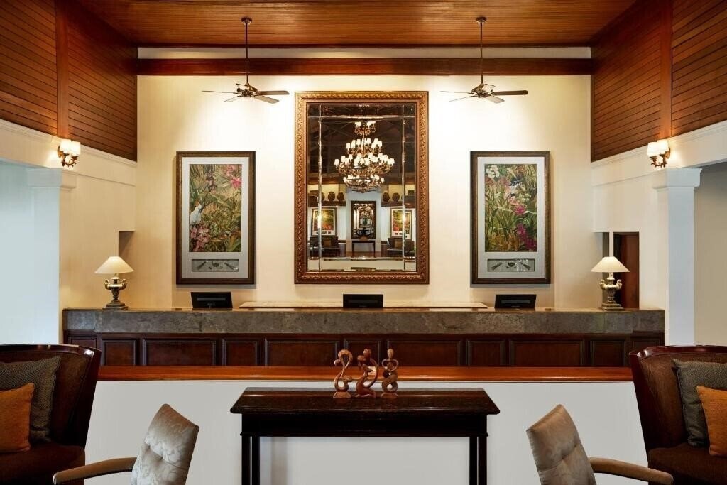 Апартаменты Sheraton Senggigi Beach Resort 5*