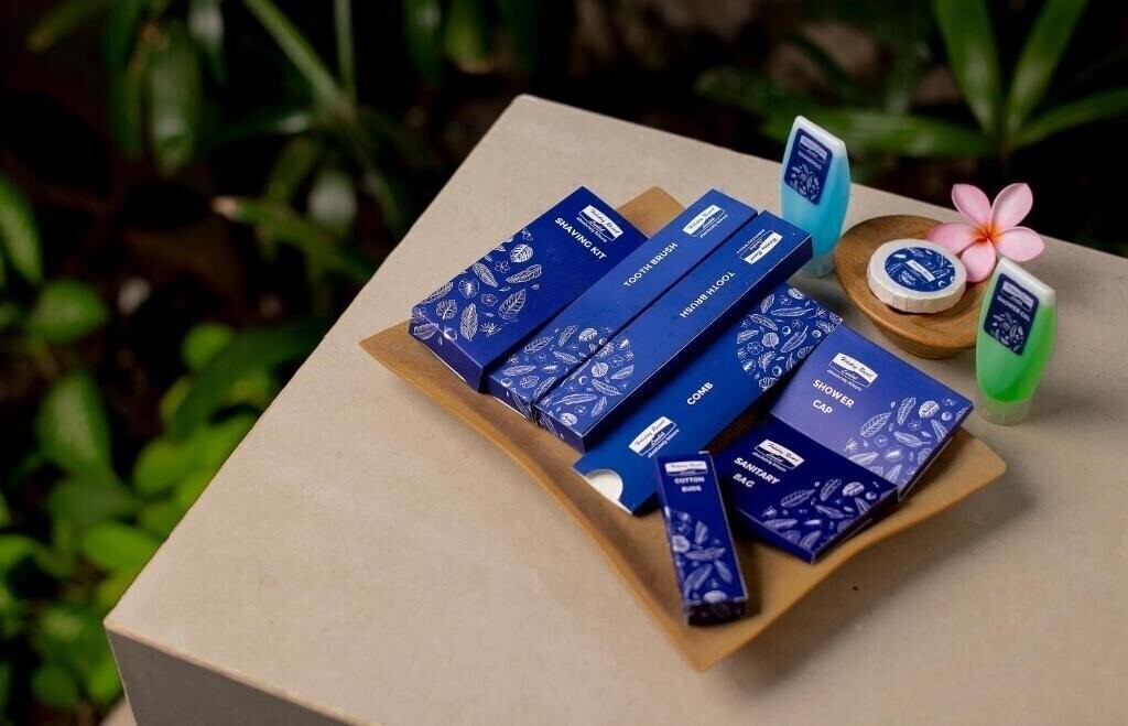 Апартаменты Holiday Resort Lombok 4*