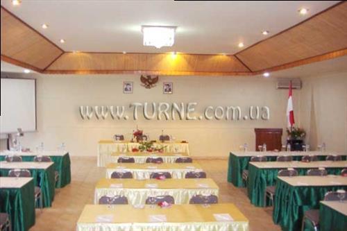 Фотографія Puri Saron Hotel Lombok 3*