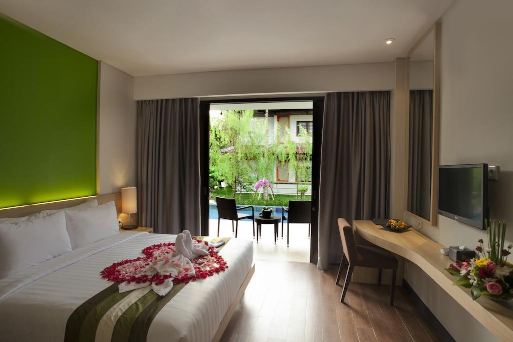 Апартаменты Grand Whiz Nusa Dua 4*