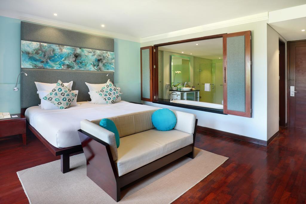 Фото Novotel Bali Nusa Dua Hotel & Residences 4*