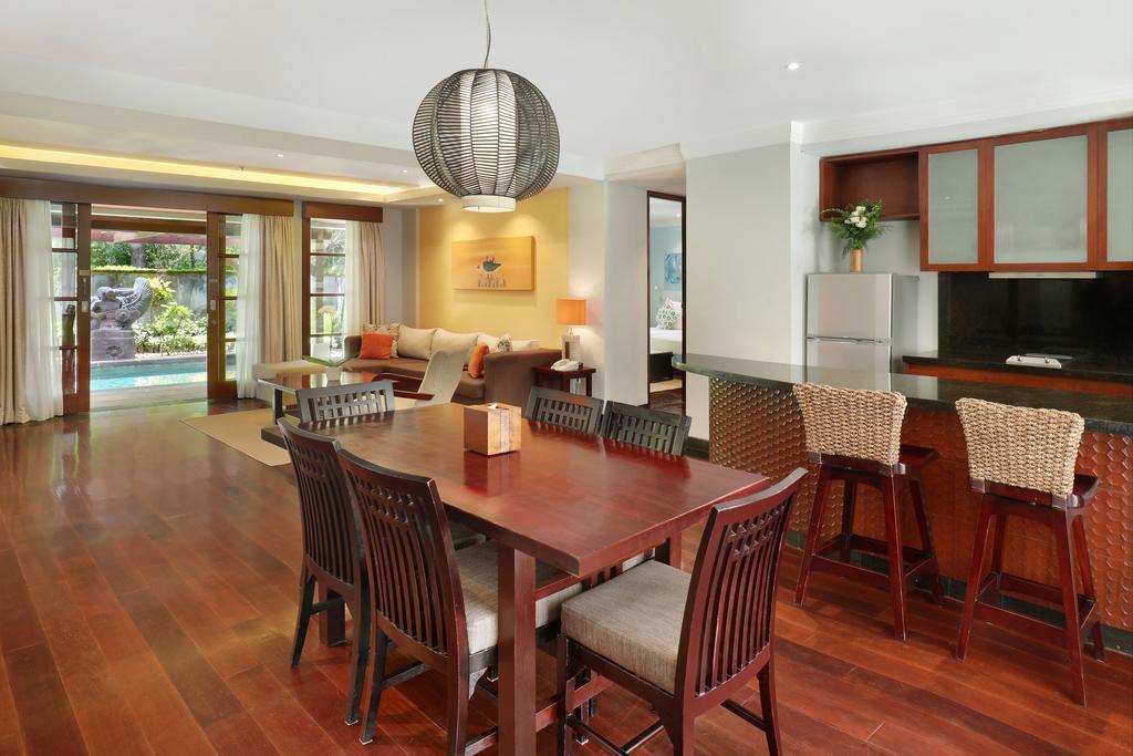 Территория Novotel Bali Nusa Dua Hotel & Residences 4*