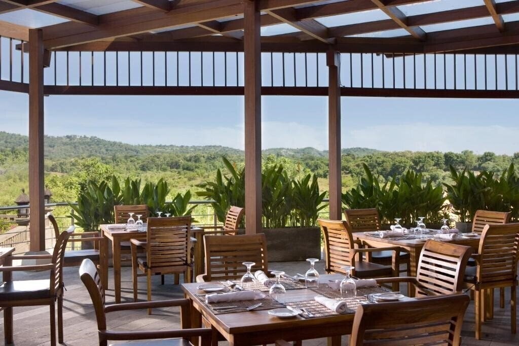 Вид New Kuta Hotel by Lorin 4*