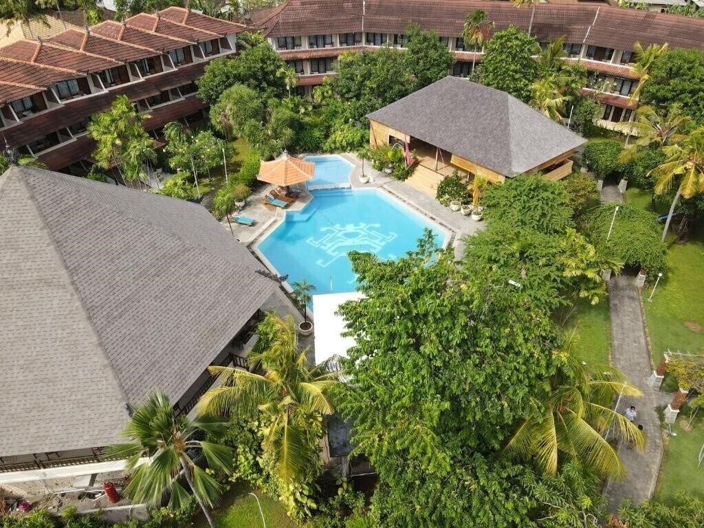 Изображение Palm Beach Hotel & Resort 3*
