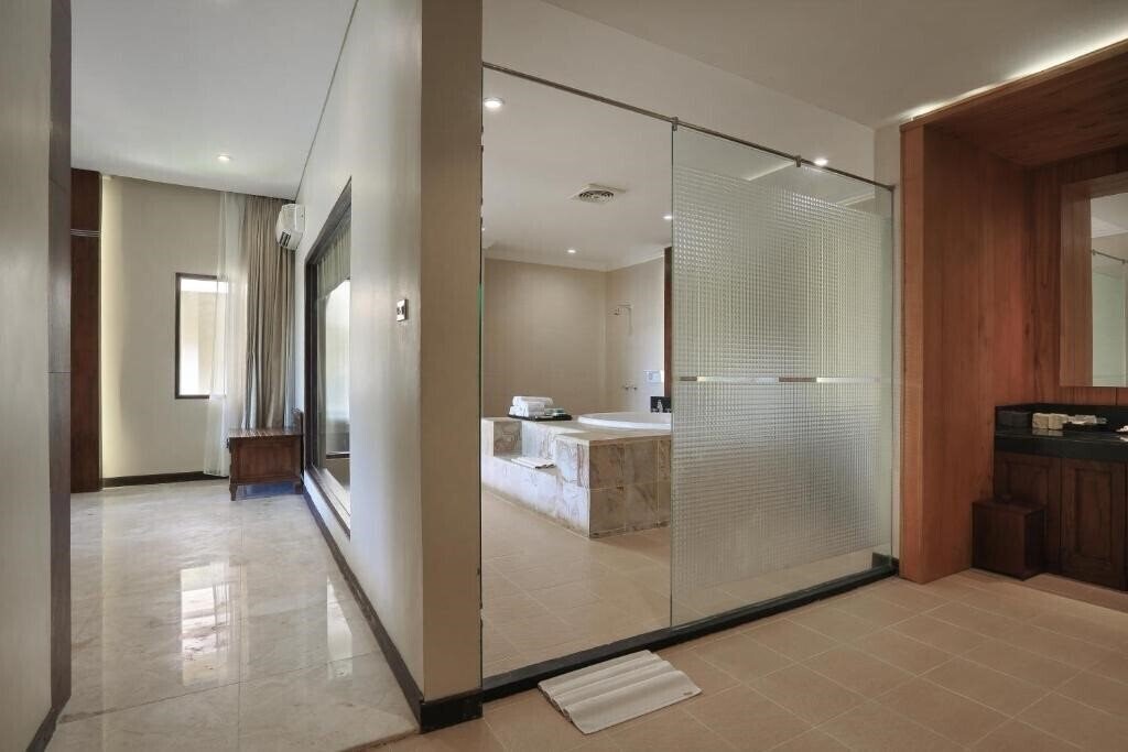 Фото Pelangi Bali 4*