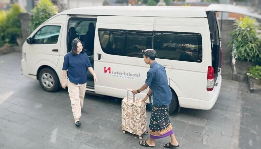 Территория Anathera Resort Kuta (ex. Swiss-Belhotel Tuban Kuta) 4*