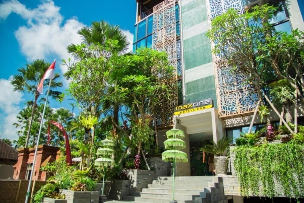 Отель Maxone Ubud 3*