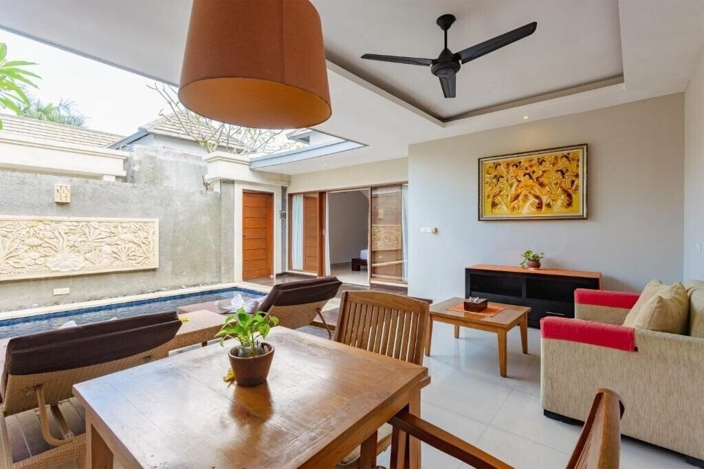 Панорама Light Exclusive Villas & SPA 4*