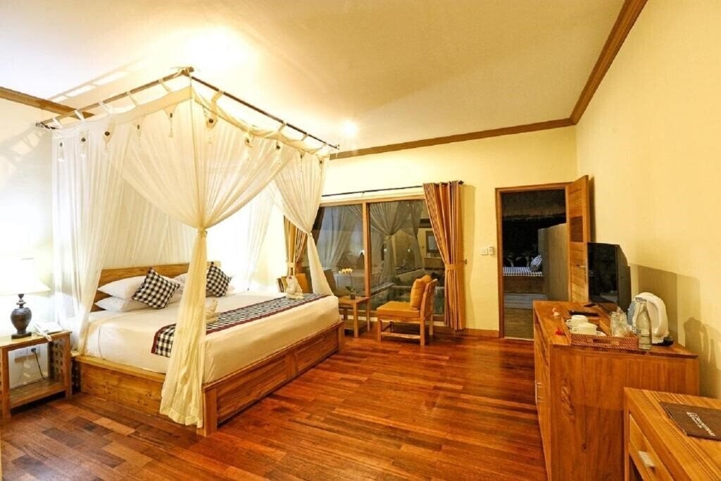 Фото Bahanuswari Resort & SPA 3*