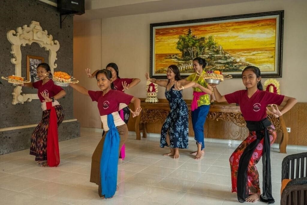 Картинка Natya Hotel Tanah Lot 4*