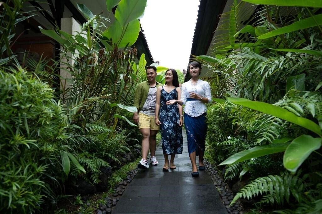 Территория Natya Hotel Tanah Lot 4*