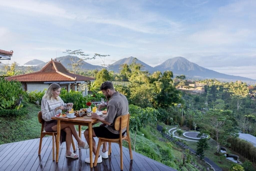 Панорама Munduk Tentrem Resort 4*