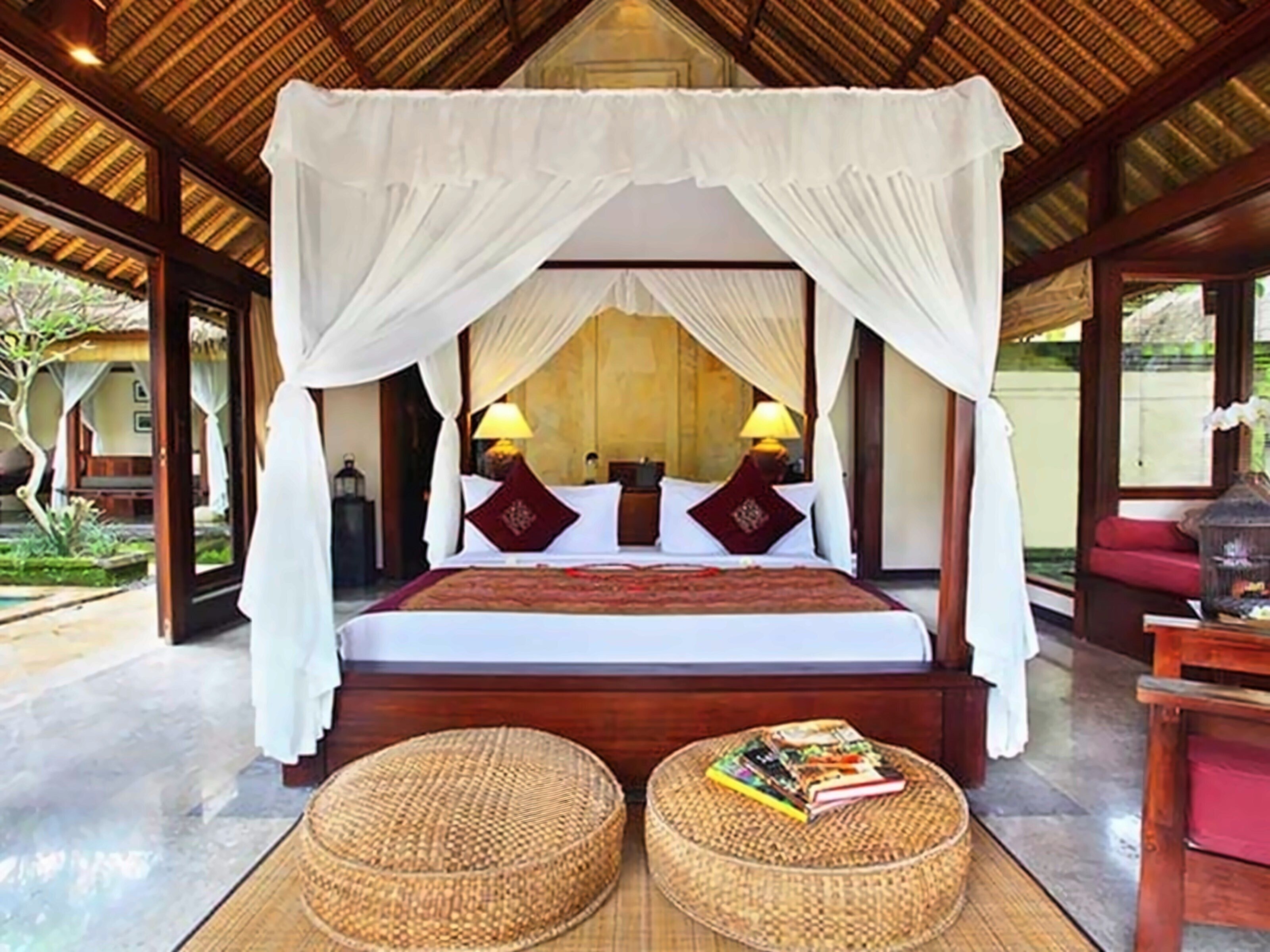 Картинка The Ubud Village Hotel at Monkey 3*