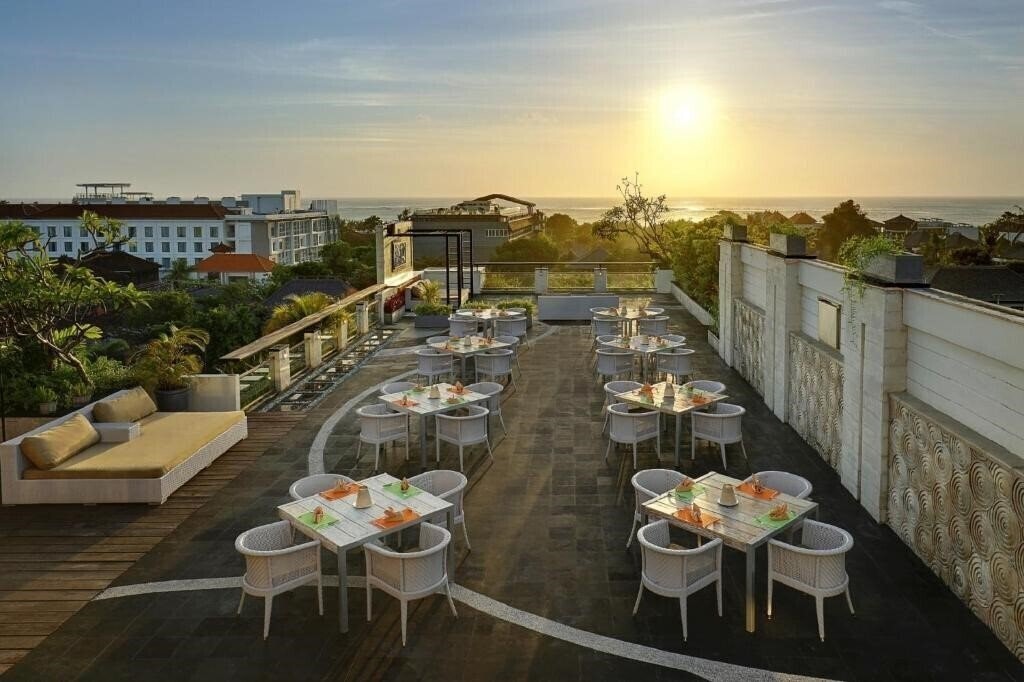 Апартаменти Aston Bali 4*