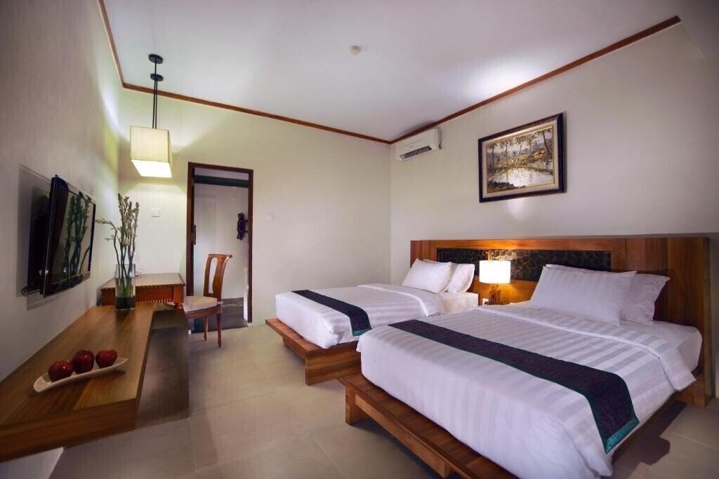 Вид Aston Sunset Beach Resort - Gili Trawangan 4*