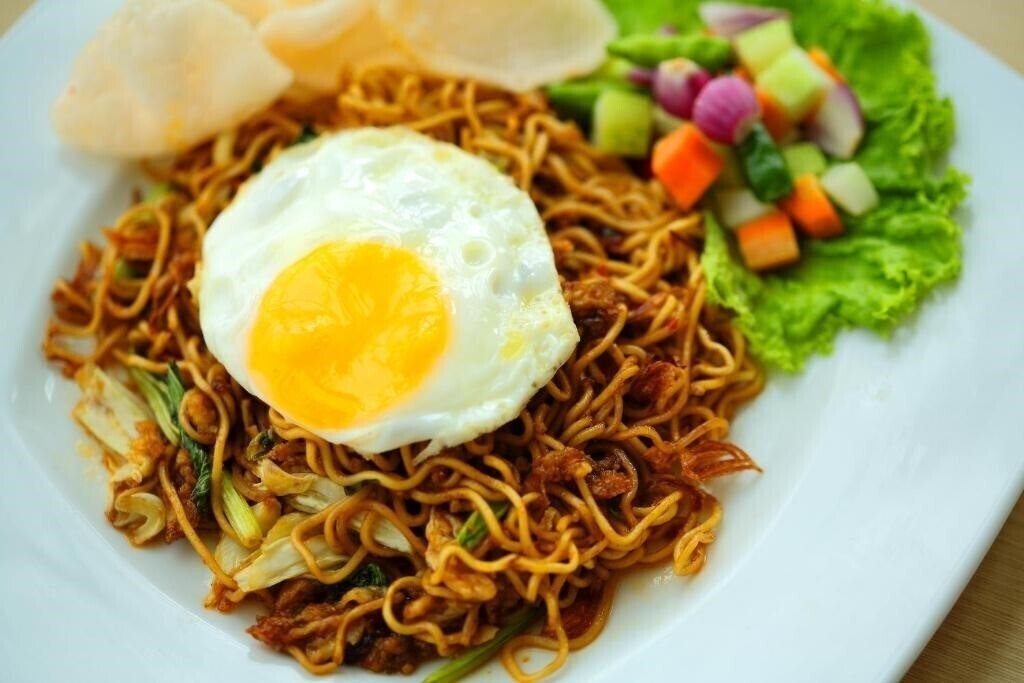 Территория Amaris Hotel Cirebon 2*