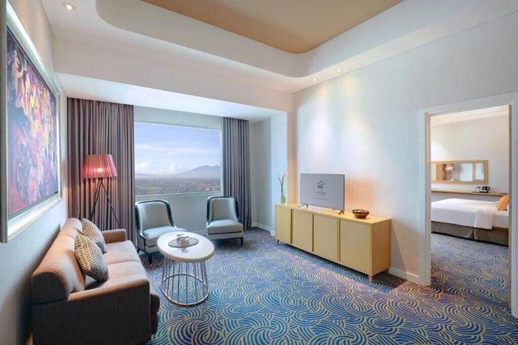 Панорама Hotel Ciputra Cibubur 4*