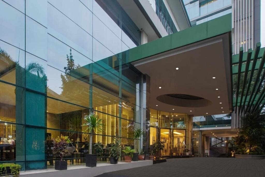 Территория Santika Tasikmalaya 3*