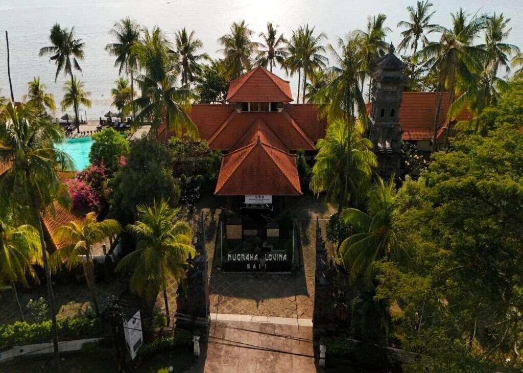 Панорама Nugraha Lovina Seaview Resort & SPA 3*