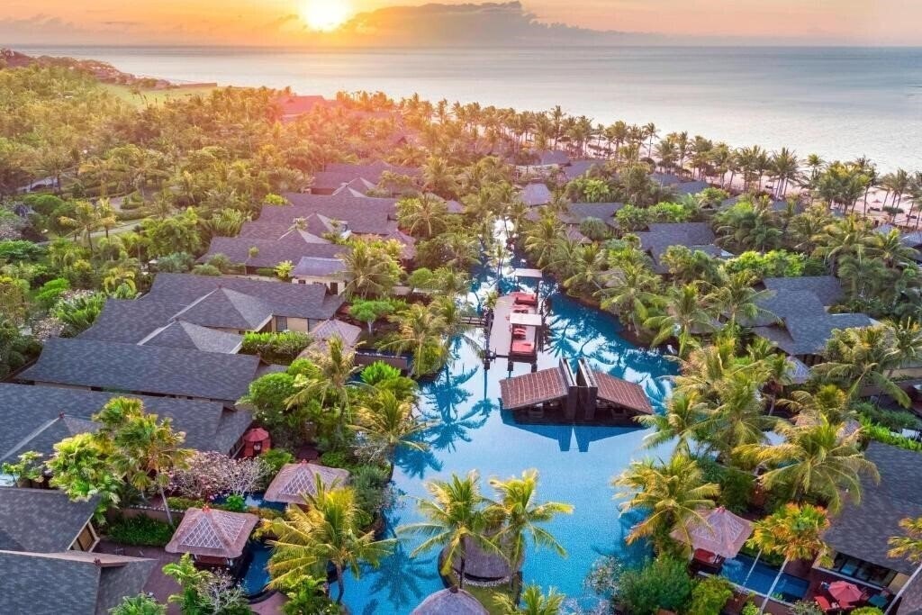 Територія The St. Regis Bali Resort 5*